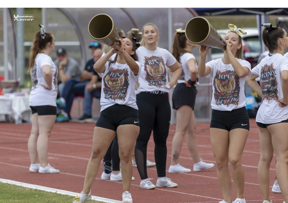 Cheerleader